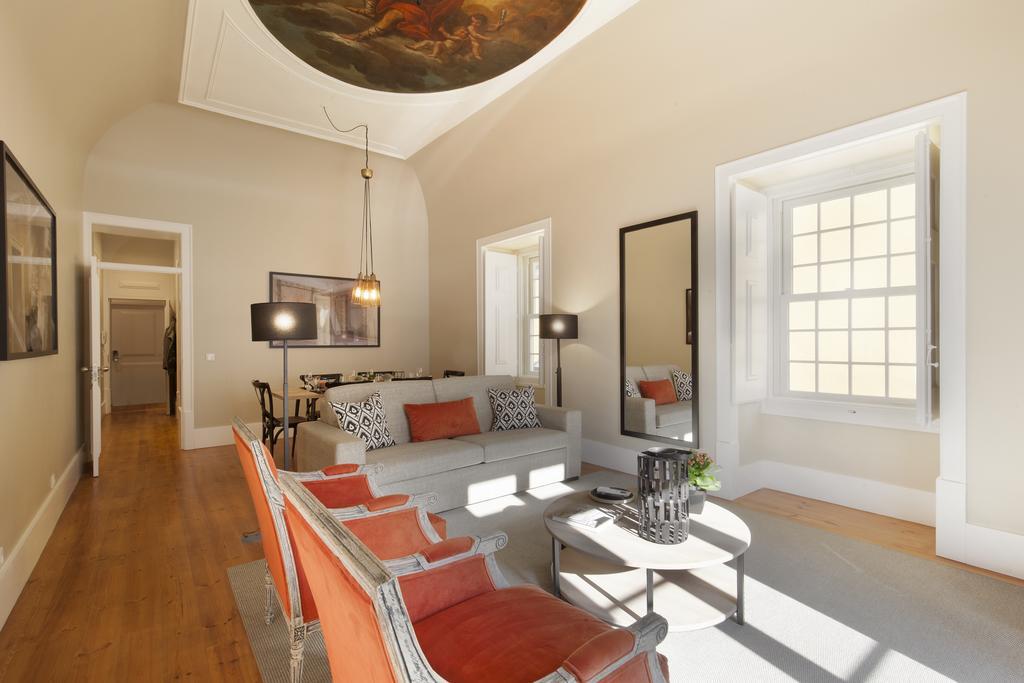 Lisbon Five Stars Apartments Bica Bagian luar foto