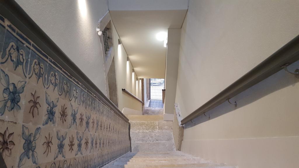 Lisbon Five Stars Apartments Bica Bagian luar foto