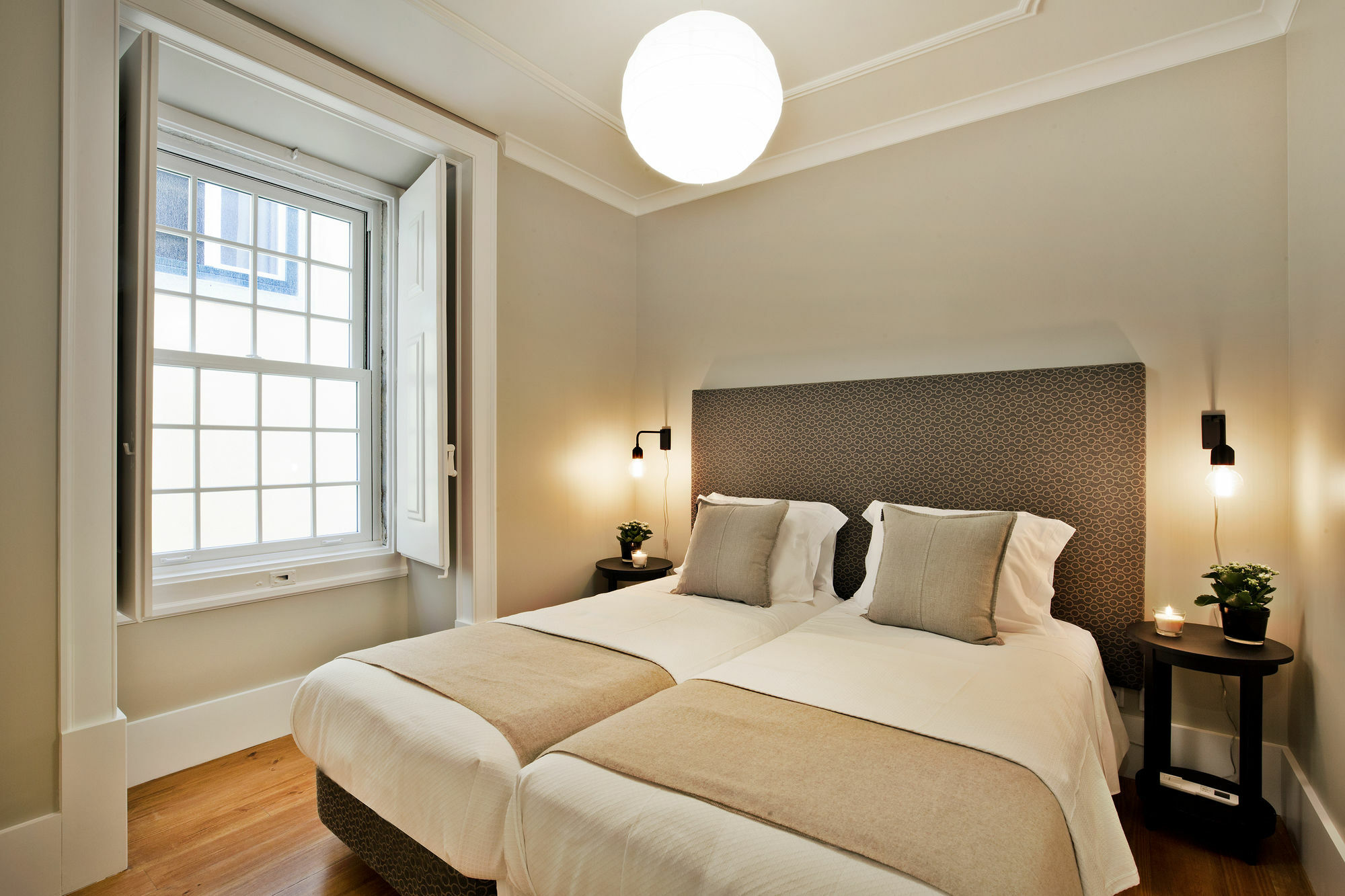 Lisbon Five Stars Apartments Bica Bagian luar foto
